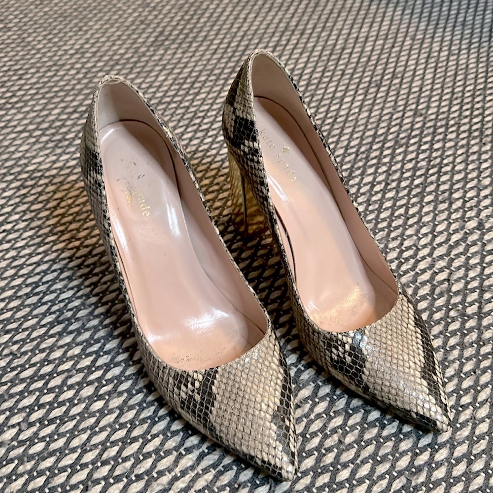 Kate spade snake print heels 8